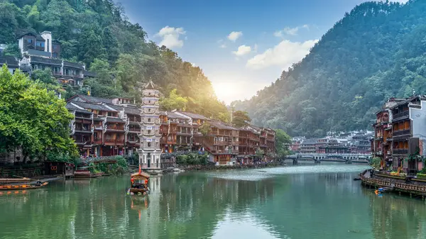 Fenghuang antik şehrinin güzel manzarası