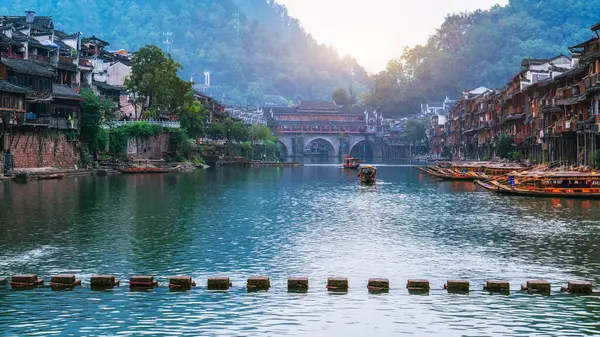 Fenghuang antik şehrinin güzel manzarası