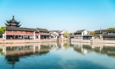 Suzhou antik kasabasındaki eski binaların sokak manzarası