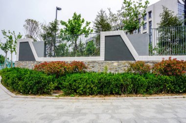 Çin tarzı modern kampüs çitleri