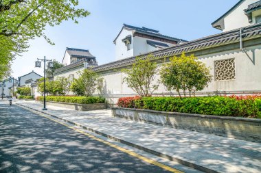 Suzhou 'daki eski binaların sokak manzarası