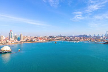 Hava fotoğrafçılığı Qingdao Körfezi mimari manzarası gökyüzü 