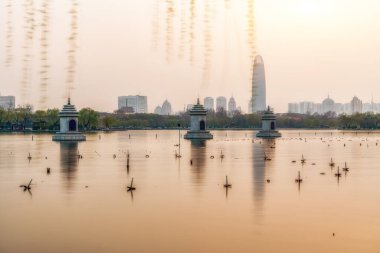 The scenery of Daming Lake in Jinan in the sunset