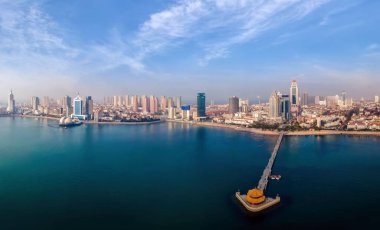 Hava fotoğrafçılığı Qingdao Körfezi şehir mimarisi gökyüzü