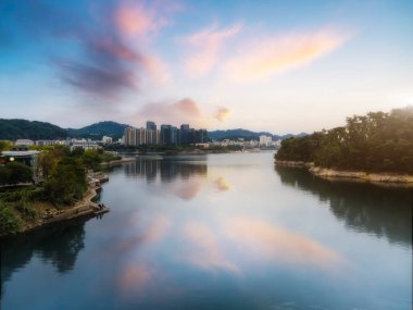 Hangzhou Qiandao La 'nın doğal manzarasının havadan çekilmiş fotoğrafı.