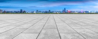 Yol ve kentsel mimari manzara