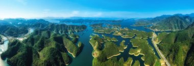 Hangzhou Qiandao La 'nın doğal manzarasının havadan çekilmiş fotoğrafı.