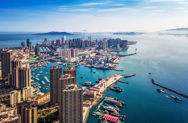 Qingdao 'nun batı sahil limanının hava fotoğrafları.