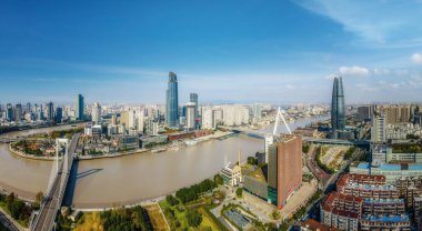 Ningbo şehir mimarisinin hava fotoğrafçılığı gökyüzü çizgisi