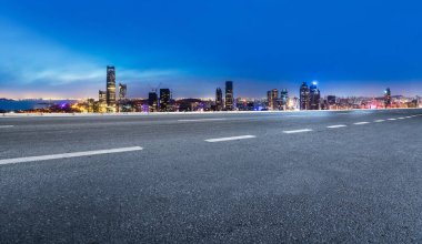 Yol ve kentsel mimari manzara