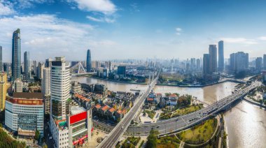 Ningbo şehir mimarisinin hava fotoğrafçılığı gökyüzü çizgisi