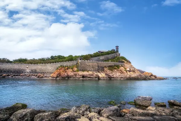 stock image Penglai Pavilion, a famous sea mountain in Yantai, China