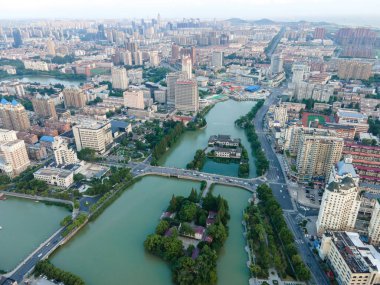 Nantong, Jiangsu şehir manzarasının hava fotoğrafçılığı.