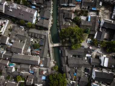 Shaoxing antik kasabasındaki halk evlerinin hava fotoğrafları.