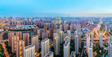 Tianjin kentsel arşivinin gökyüzü gece görüntüsü