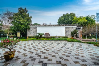 Ningbo Yuehu Parkı 'ndaki Klasik Mimarlık Bahçesi