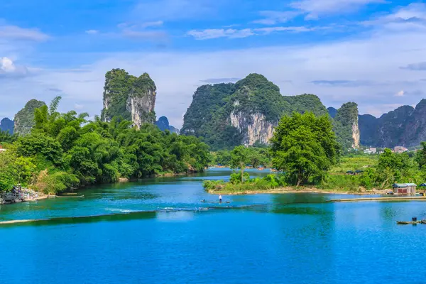 stock image Green mountains and green waters in Guilin, Guangxi