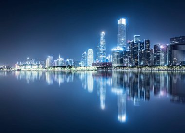 Guangzhou şehir mimarisi gökyüzü gece manzarası