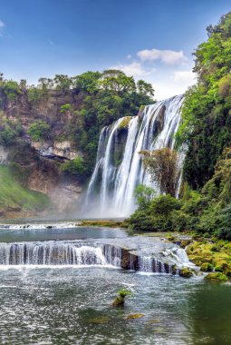 Guizhou ilindeki Huangguoshu Şelalesi, Çin