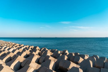 Açık deniz dalgaları ve okyanus manzarası