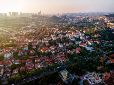 Qingdao 'nun güzel sahil şehrinin hava fotoğrafları.