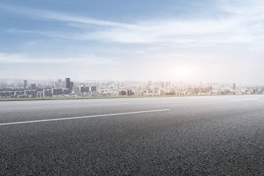 İleri ve Mali Bölge Binaları Yolu