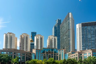 Qingdao, Çin 'in modern kentsel mimari manzarası