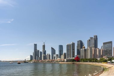 Qingdao, Çin 'in modern kentsel mimari manzarası