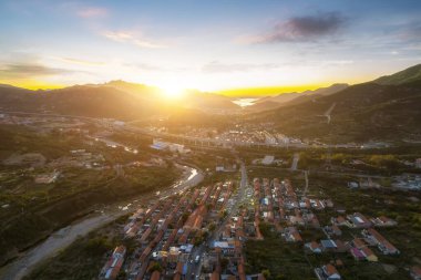 Laoshan Dağı 'nın kırsal manzarası, Qingdao Şehri, Shandong Provin