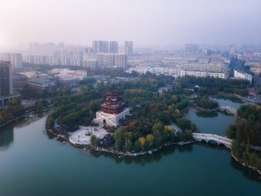 Jining 'in eski şehir binalarının hava fotoğrafçılığı yükselişte.