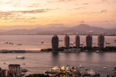 Sanya, Çin 'in modern şehir manzarasının hava fotoğrafçılığı