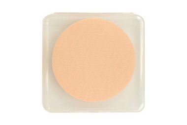 Sünger ve kutu beyaz arkaplanda izole edilmiş. kırpma yolu.