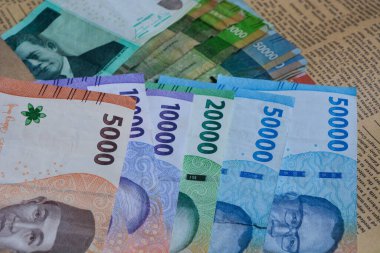 Finans hesaplama ve yazma konularının finansal temasını kapat