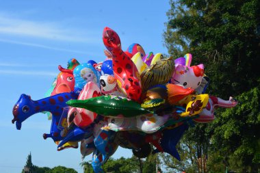 15 Haziran 2023, Wonosobo Meydanı, Wonosobo, Endonezya 'da hareketli bir atmosferin fotoğrafı.