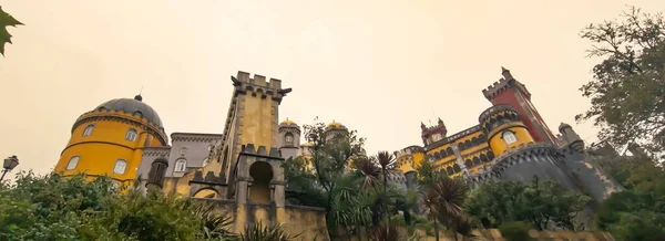 Pena Sarayı Portekiz Bir Saray Sintra Nın Üzerinde Yüksek Bir — Stok fotoğraf
