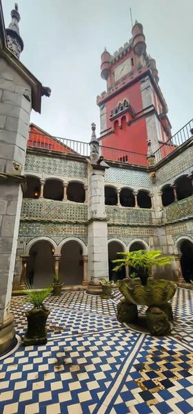 Pena Palace Palacio Portugal Situado Alto Acantilado Sobre Sintra Tiene — Foto de Stock