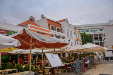Cascais, Portekiz 'in Lizbon eyaletinin batısında yer alan bir tatil beldesidir.
