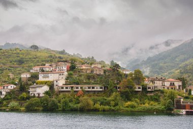 Portekiz 'deki Douro Vadisi' nin güzel manzarası ve eşsiz mimarisi.