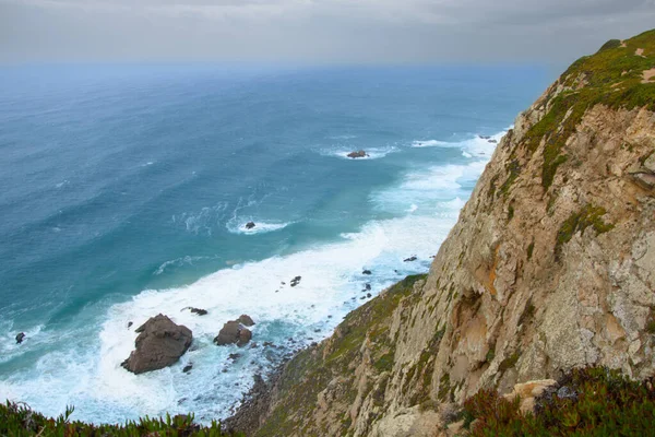 美しい崖の景勝地カボ シントラ カスカイス自然公園 ポルトガル — ストック写真