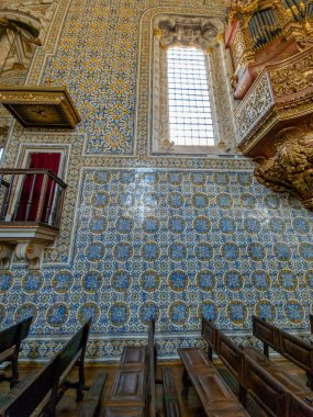 Portekiz 'in Coimbra şehrindeki şapelin içinde.