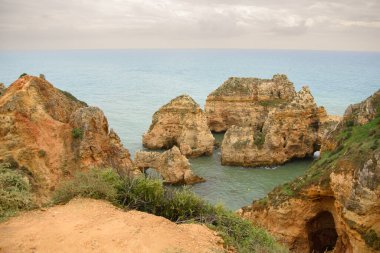 Ponta da Piedade, Lagos, Portekiz 'deki etkileyici kayalıklar. 