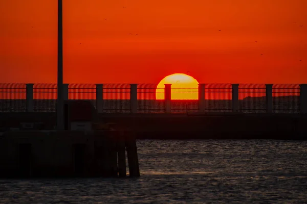 Vacker Solnedgång Över Havet — Stockfoto