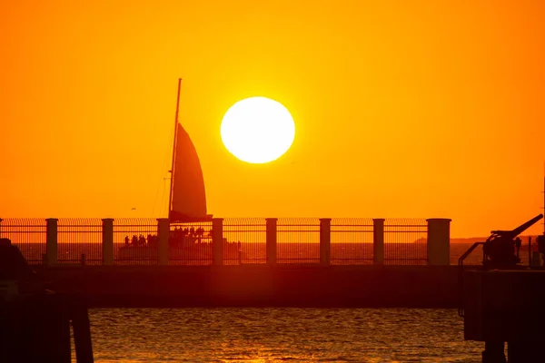 Piękny Zachód Słońca Porcie Key West Dalekim Południu Florydy — Zdjęcie stockowe