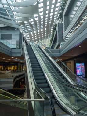 Gündüz yürüyen merdiveni görüntüle