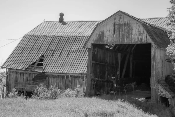 Pajta Egy Farmon Kanadai Vidéken Quebecben — Stock Fotó