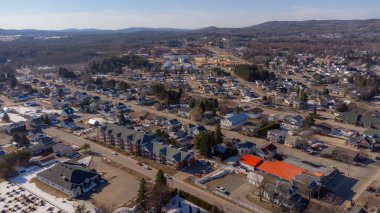 Kanada 'nın Quebec kentindeki Saint-Michel-des-Saints köyünün hava manzarası