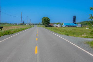 Quebec yolu, Kanada. Kırsal alan 