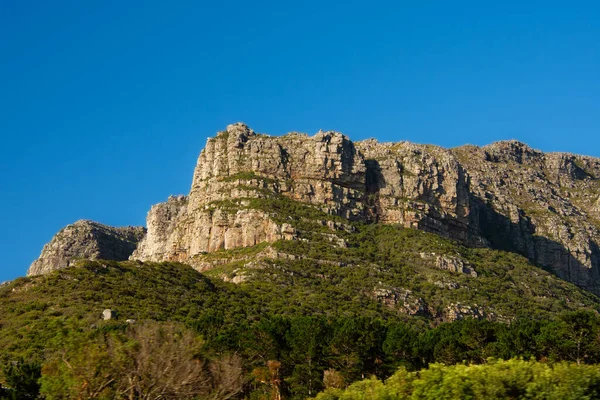 Güney Afrika Cape Town 'daki ünlü Masa Dağı manzarası