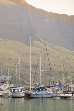 Güney Afrika 'da Cape Town yakınlarındaki Out Bay limanının görüntüsü