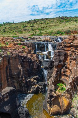 Kanada 'daki ünlü Memphremagog Gölü manzarası  